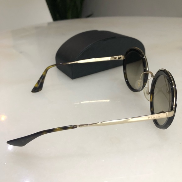 Prada Sunglasses - Picture 4 of 7
